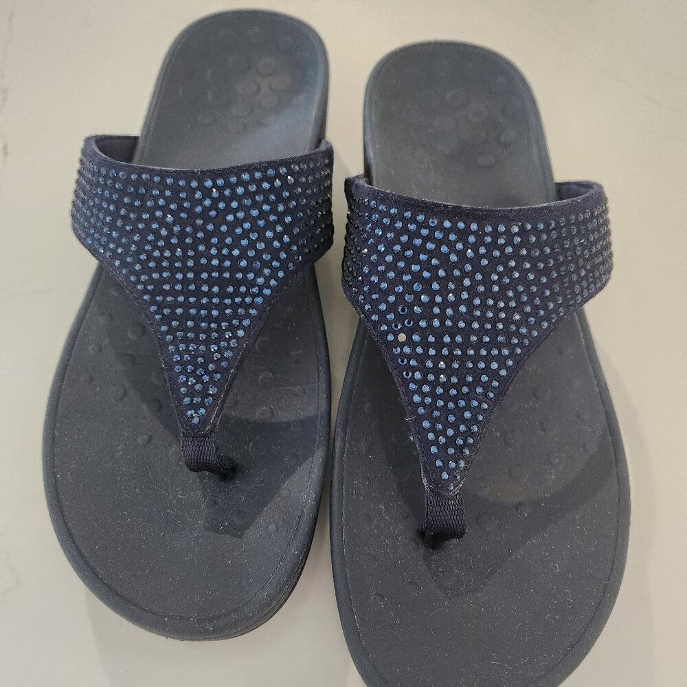 Vionic size 11 Navy Blue, Comfort Wedge, Flip Flop Sandals